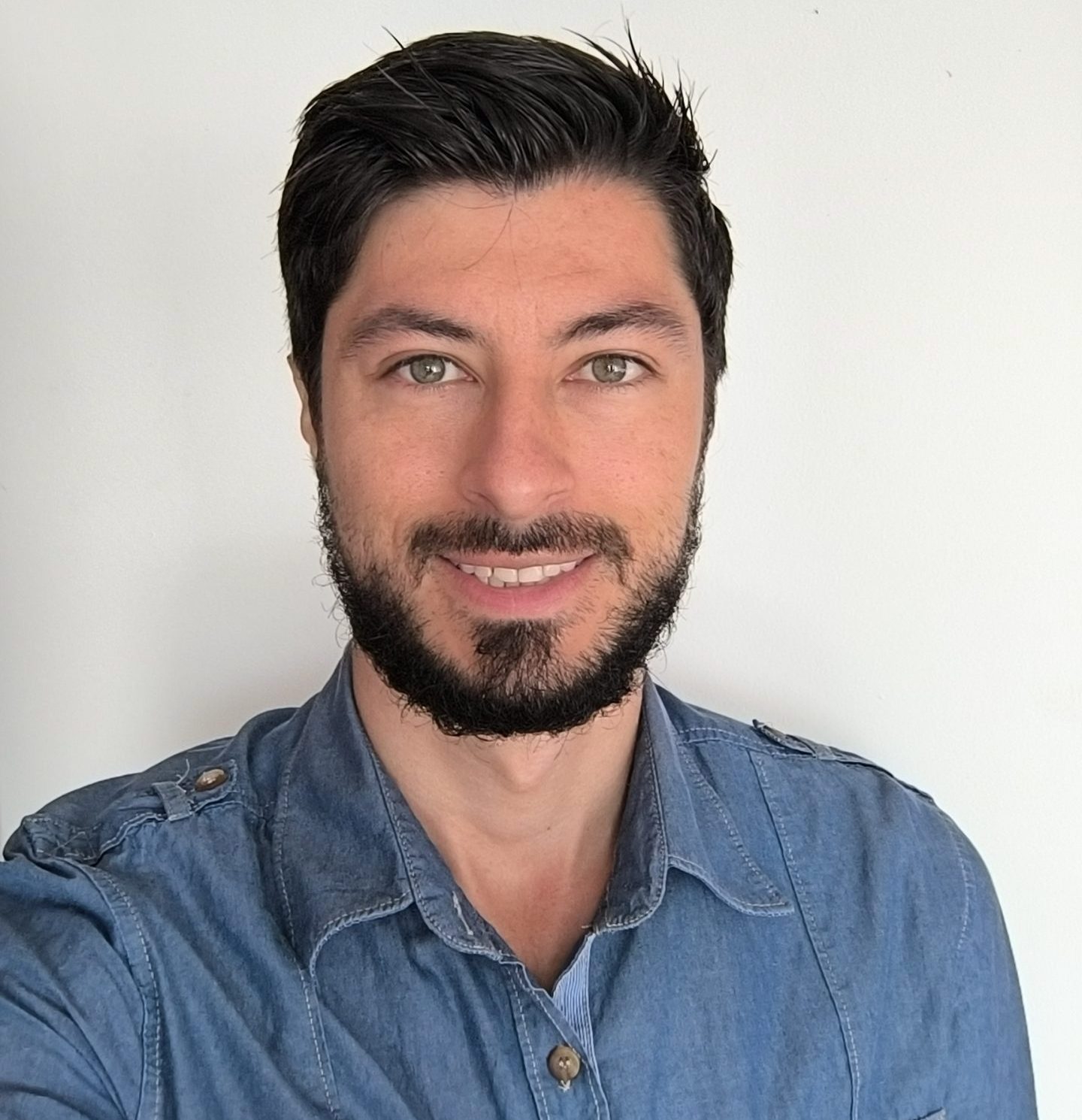 Manuel Cardona